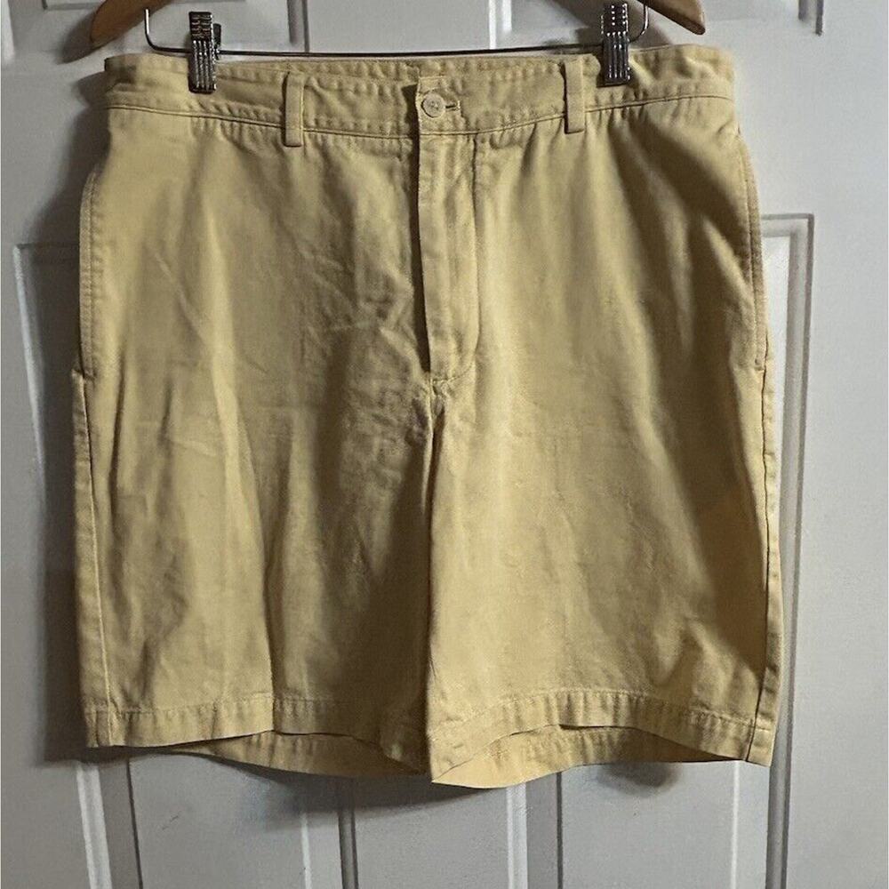 Vineyard Vines Men's Flat Front Shorts - Light Yellow